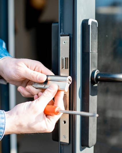 locksmith service Dubai door lock installation Dubai smart lock installation Dubai lock repair Dubai door lock replacement Dubai emergency locksmith Dubai home lock installation Dubai